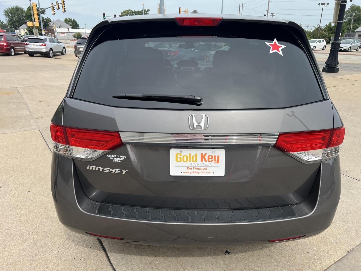 2016 Lunar Silver Metallic /Gray, Leather Honda Odyssey EX-L (5FNRL5H61GB) with an 3.5L V6 SOHC 24V engine, 6A transmission, located at 104 1st Avenue, Silvis, IL, 61282, (309) 755-9511, 41.515156, -90.425377 - Photo#6