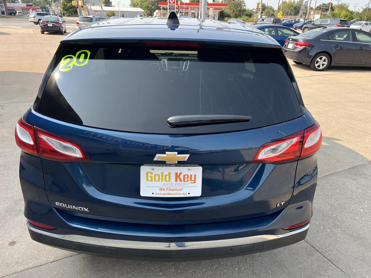 2020 /Mosaic Black Metallic Chevrolet Equinox LT 1.5 2WD (2GNAXKEV0L6) with an 1.5L L4 DIR DOHC 16V TURBO engine, 6A transmission, located at 104 1st Avenue, Silvis, IL, 61282, (309) 755-9511, 41.515156, -90.425377 - Photo#5